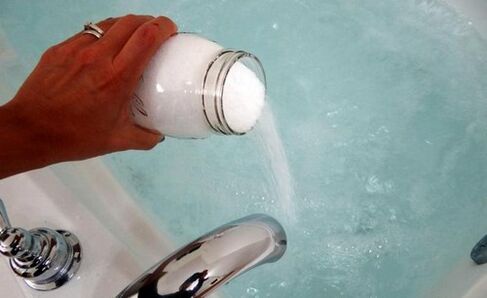 Take a baking soda bath to increase penis size